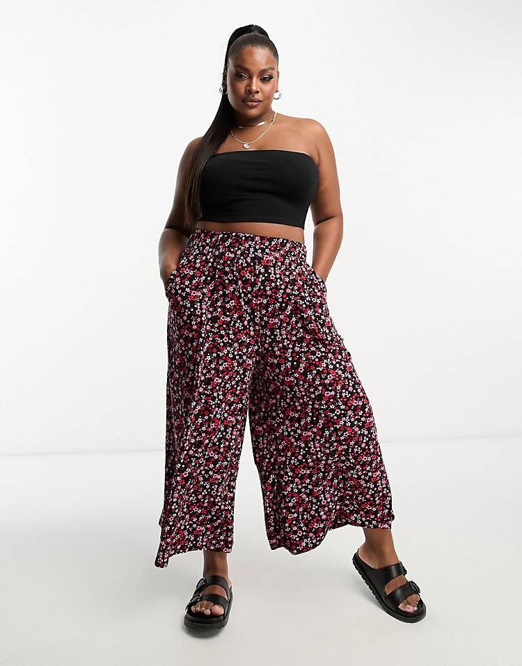 Yours wide leg culotte in black and pink floral